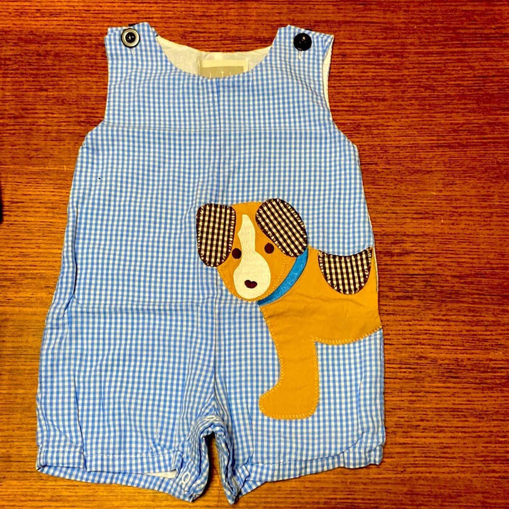 Kids clothing